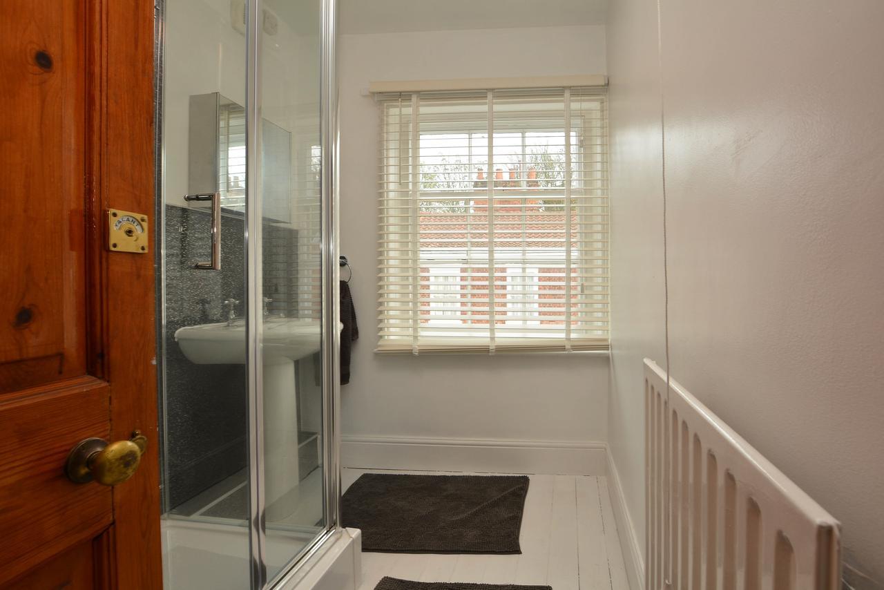 The Location- 1 Free Private Parking Space - 60 Second Walk 2 Minster! Йорк Екстериор снимка