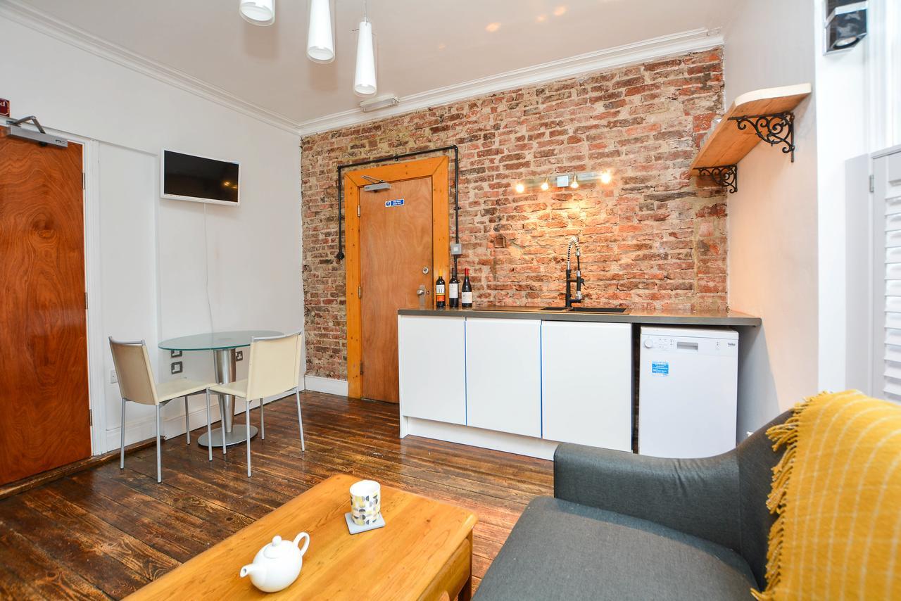 The Location- 1 Free Private Parking Space - 60 Second Walk 2 Minster! Йорк Екстериор снимка